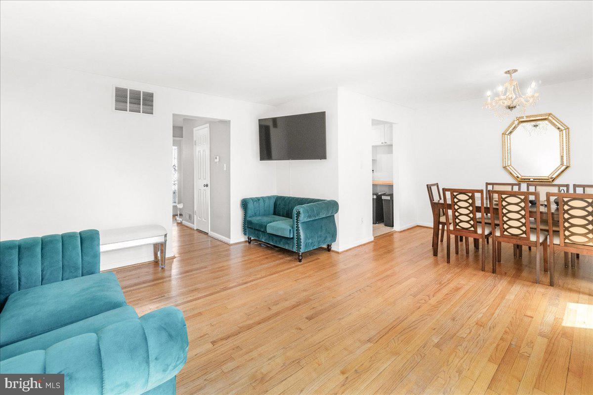 MILL CREEK - Residential