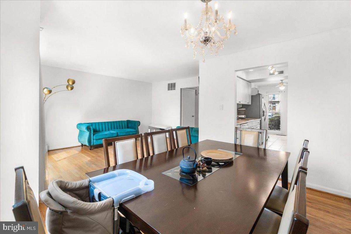 MILL CREEK - Residential