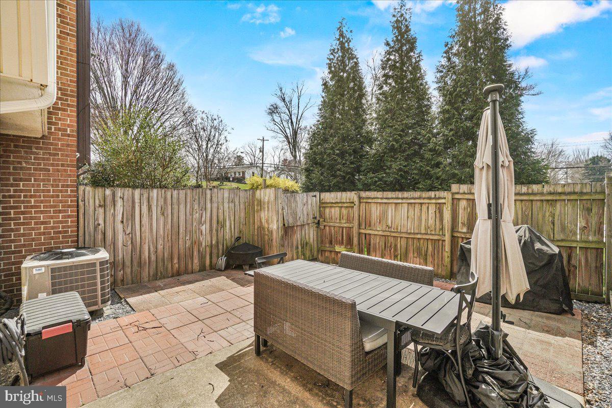 MILL CREEK - Residential