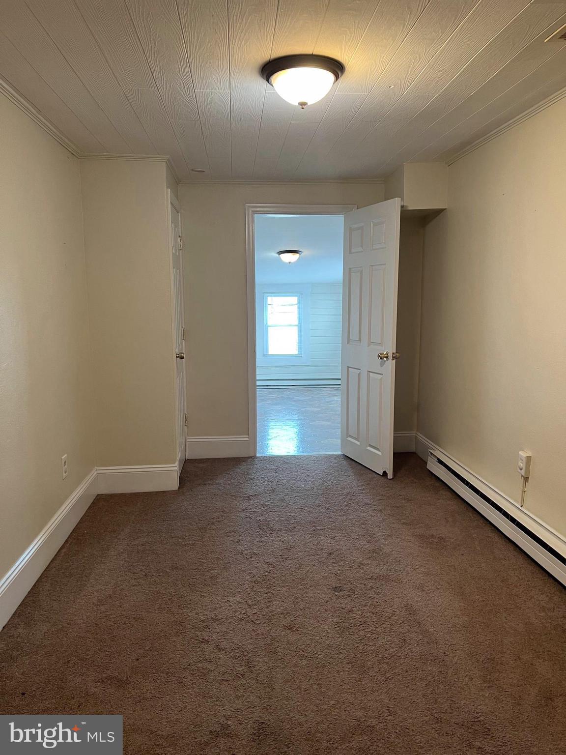 CHARLES TOWN - Residential Lease