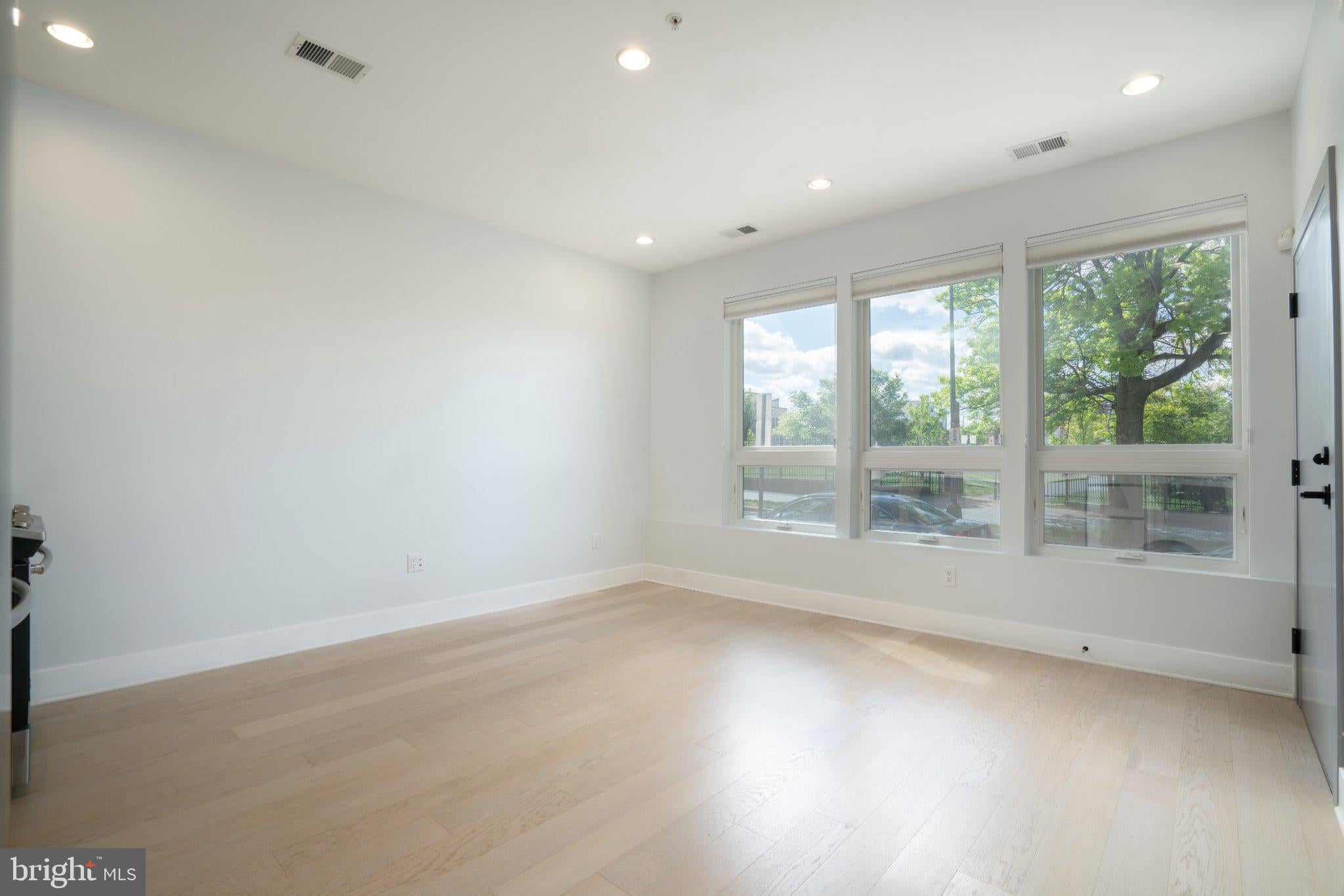 705 IRVING STREET NW 202