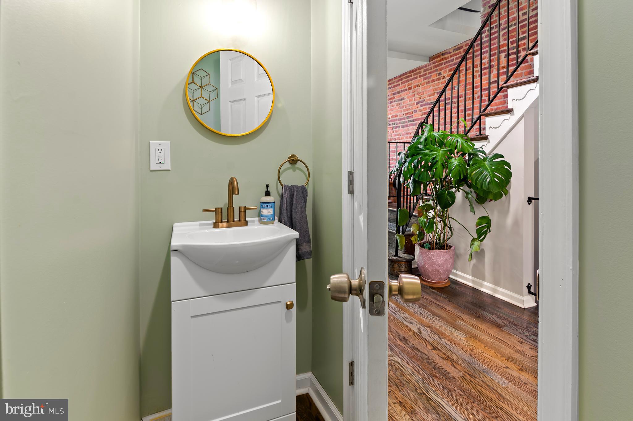 GREEKTOWN - Residential