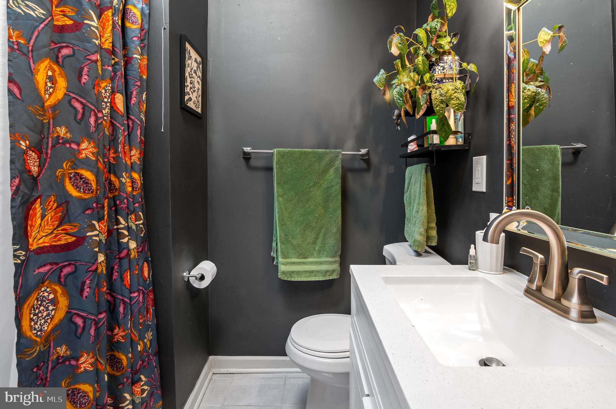 GREEKTOWN - Residential