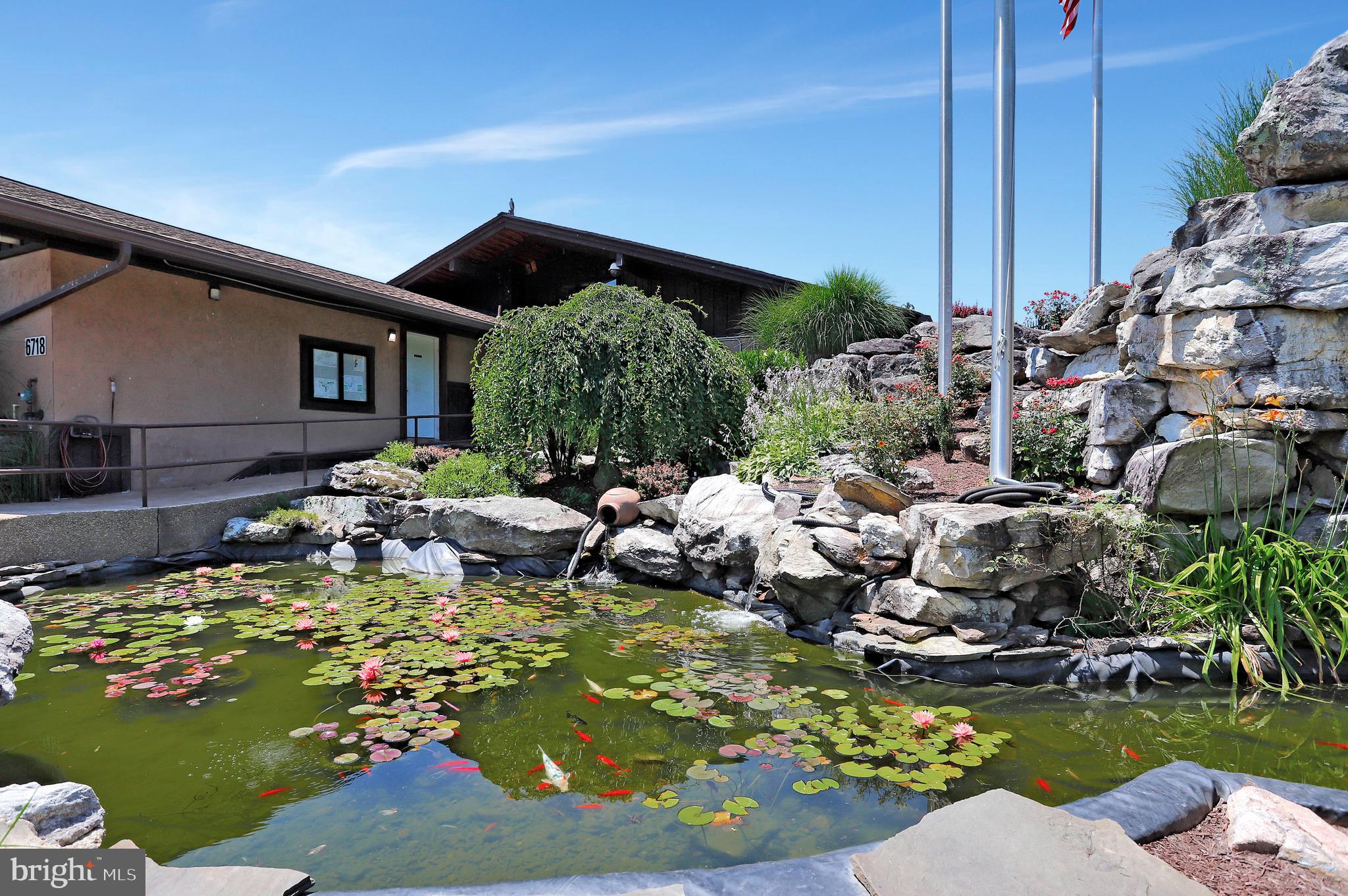 LAKE LINGANORE TOWN CENTER - Residential