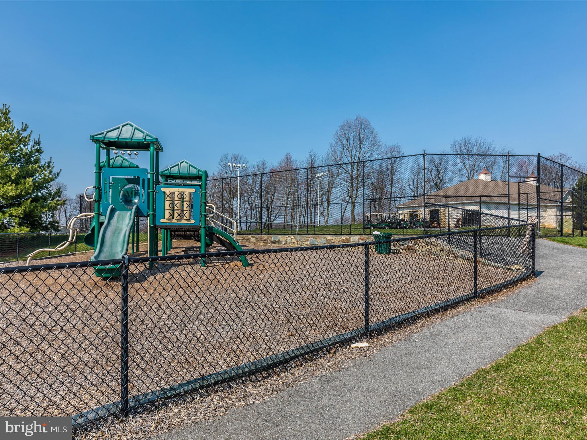 WAVERLY WOODS - Residential