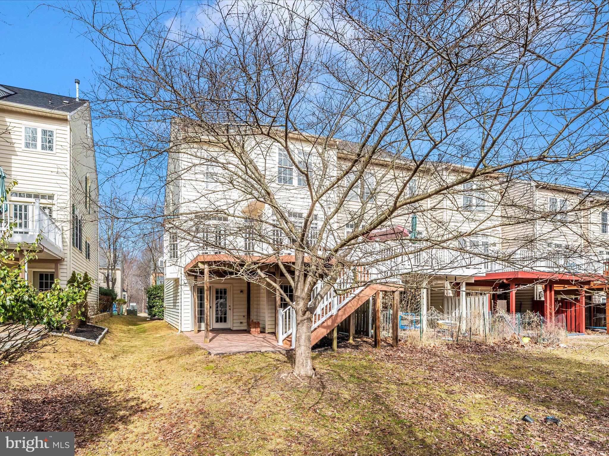 WAVERLY WOODS - Residential