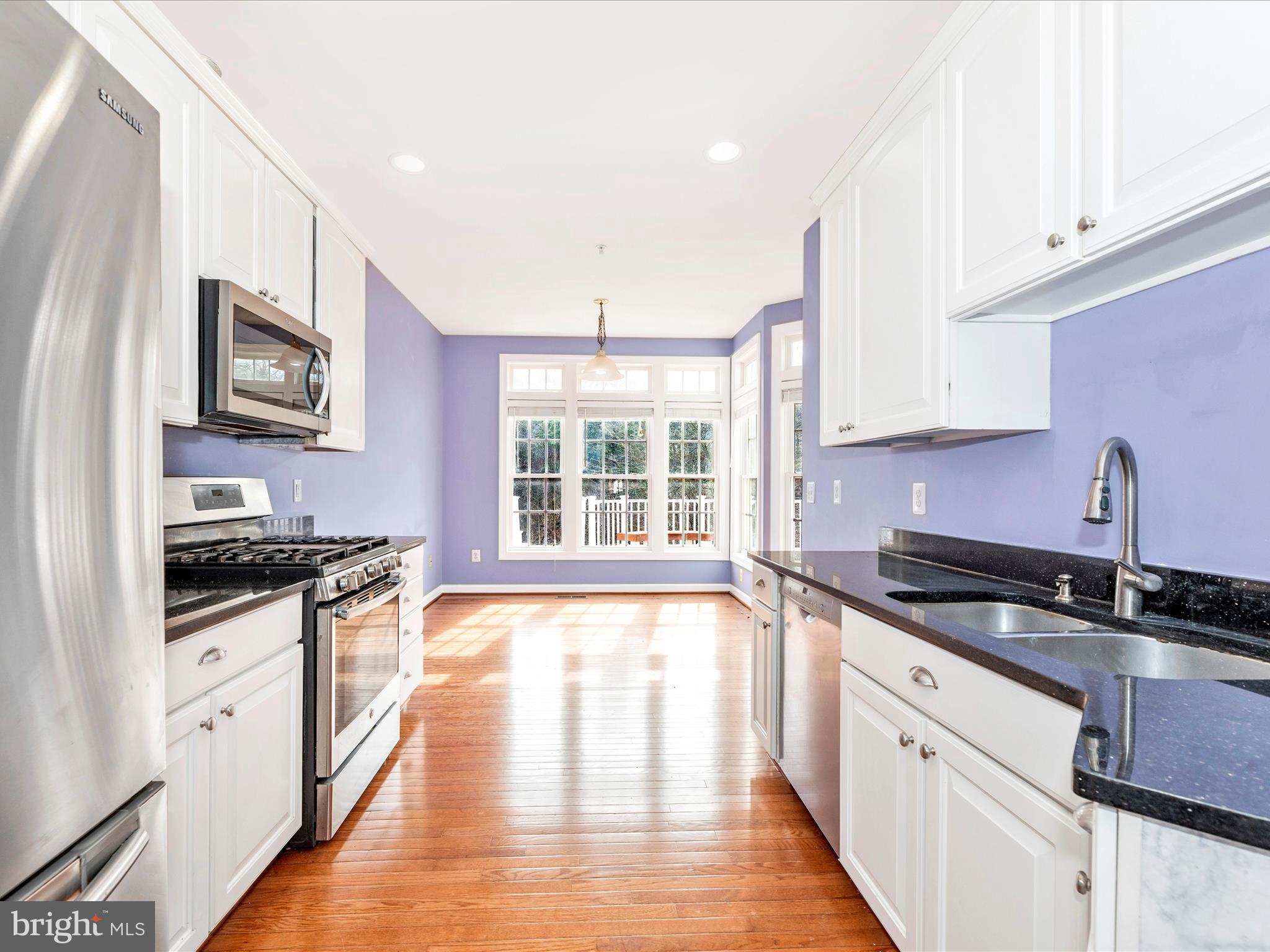 WAVERLY WOODS - Residential