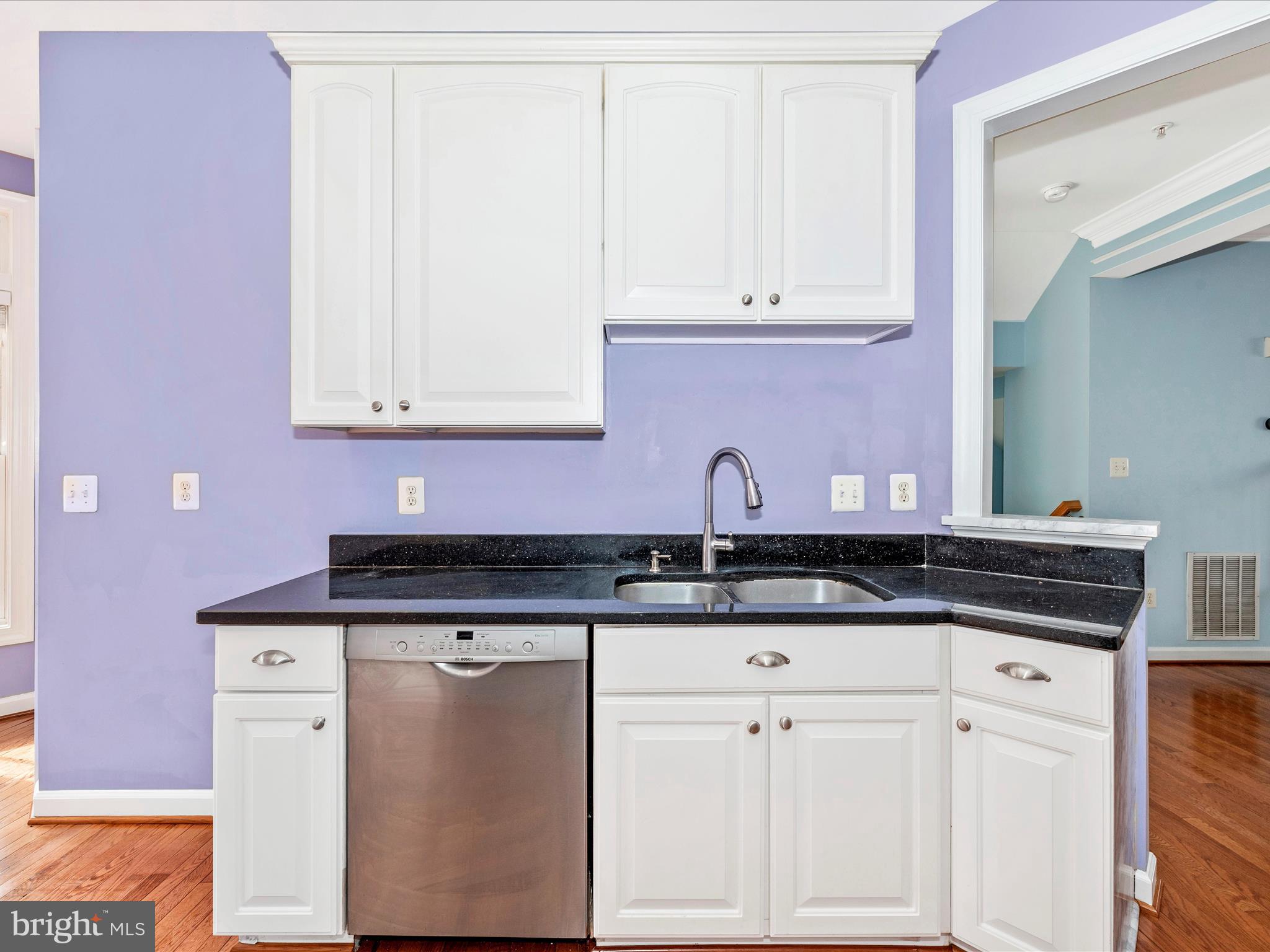 WAVERLY WOODS - Residential