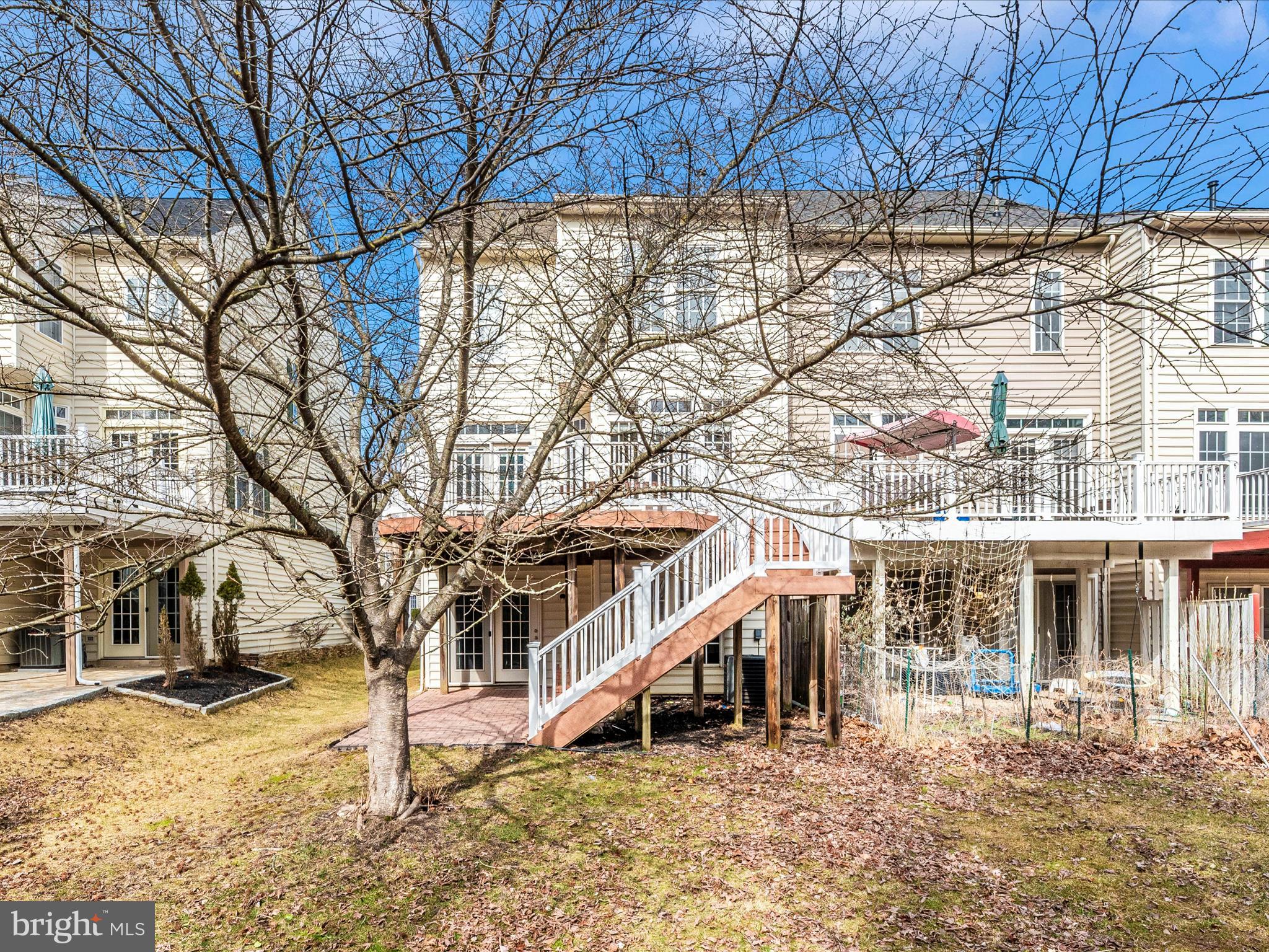 WAVERLY WOODS - Residential