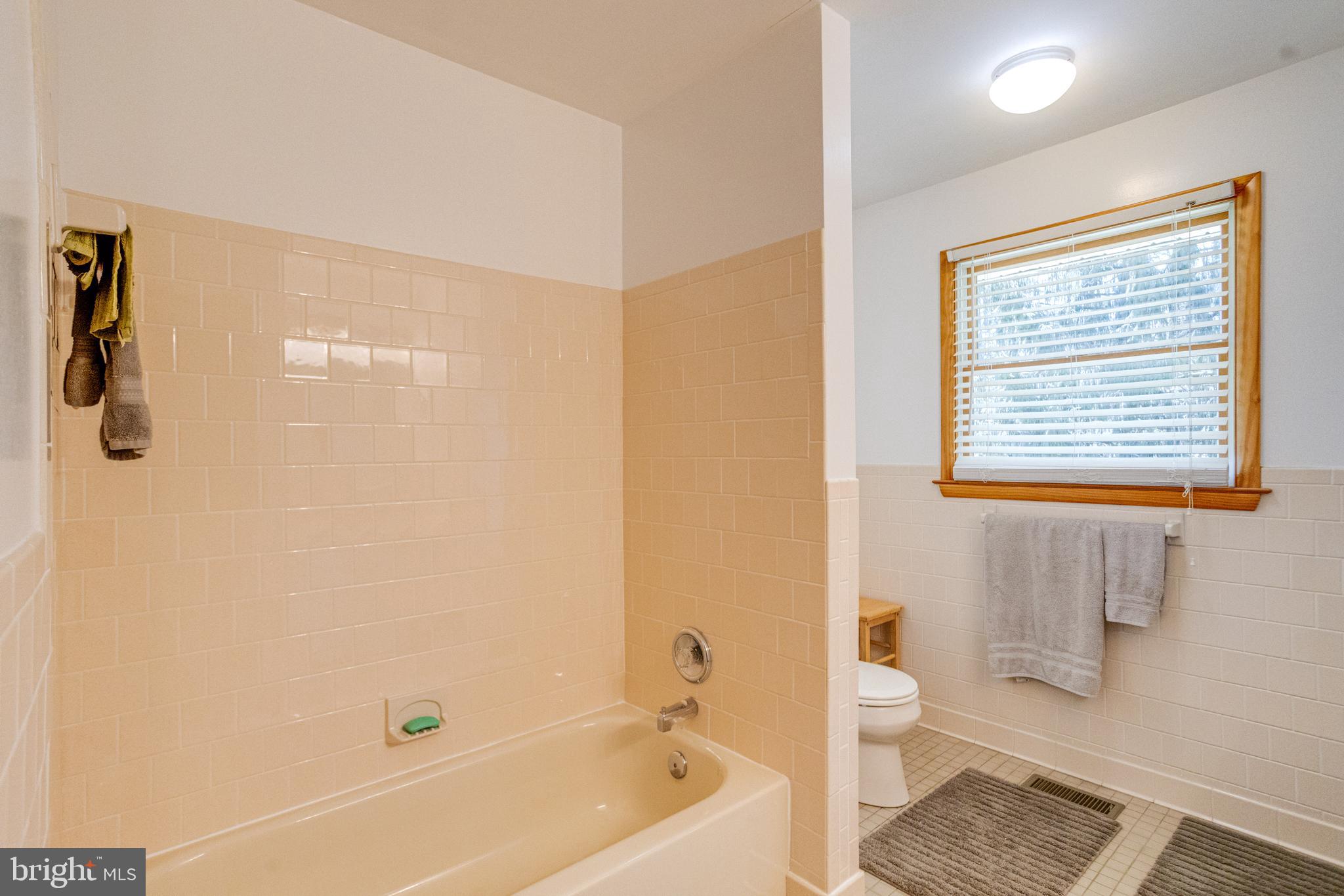 BARBARA HEIGHTS - Residential