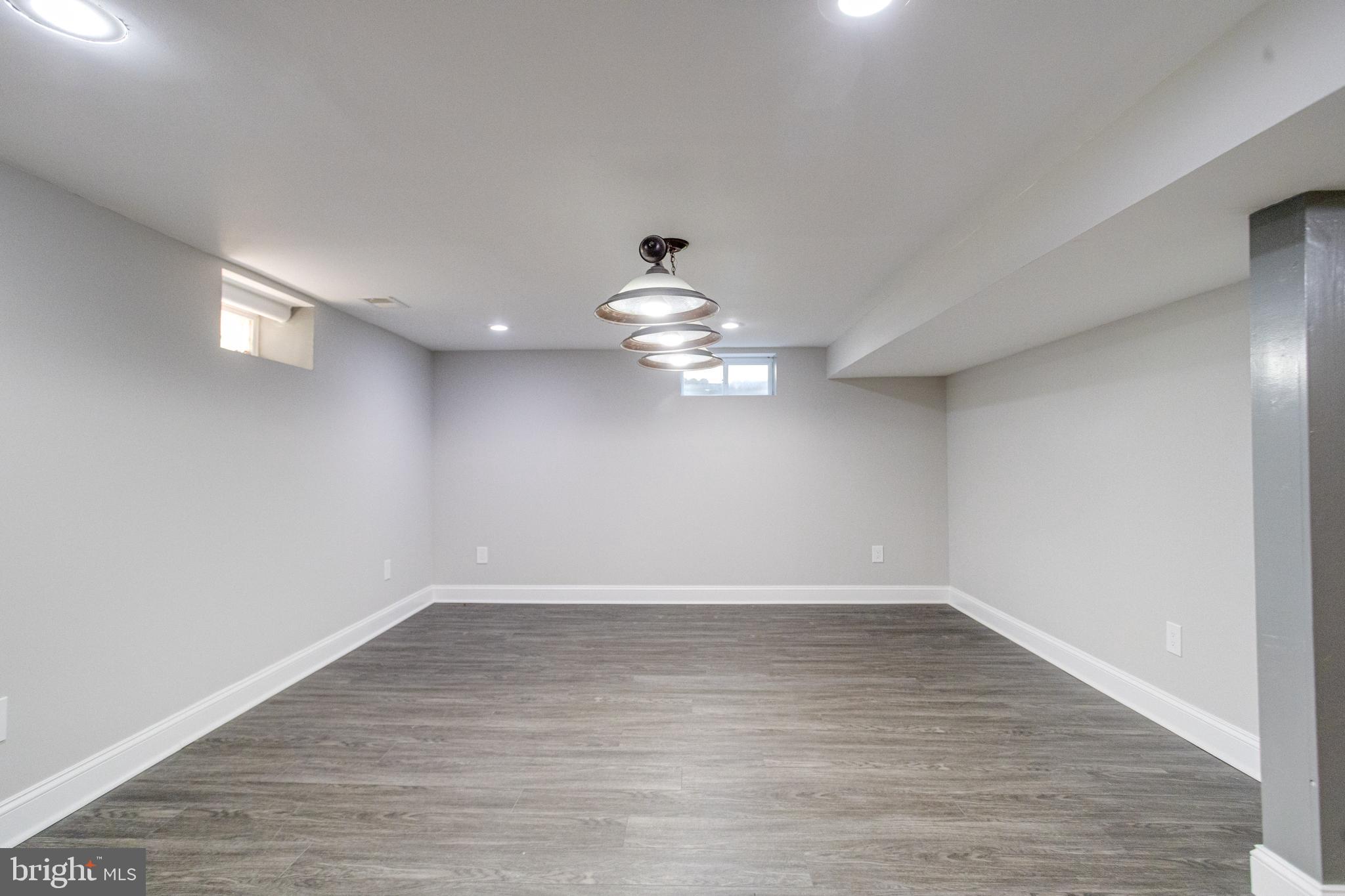 BARBARA HEIGHTS - Residential