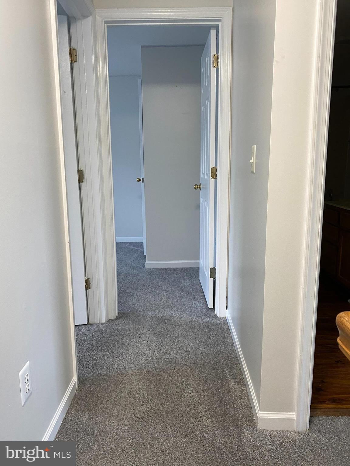 STONE RIVER - Residential Lease