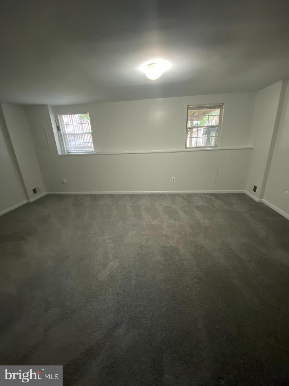 STONE RIVER - Residential Lease