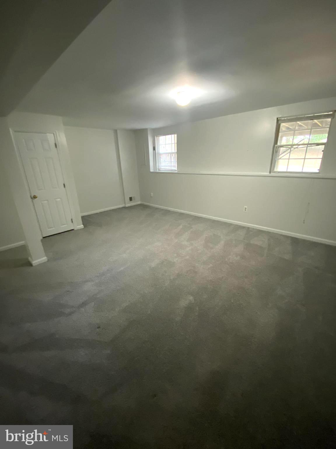 STONE RIVER - Residential Lease