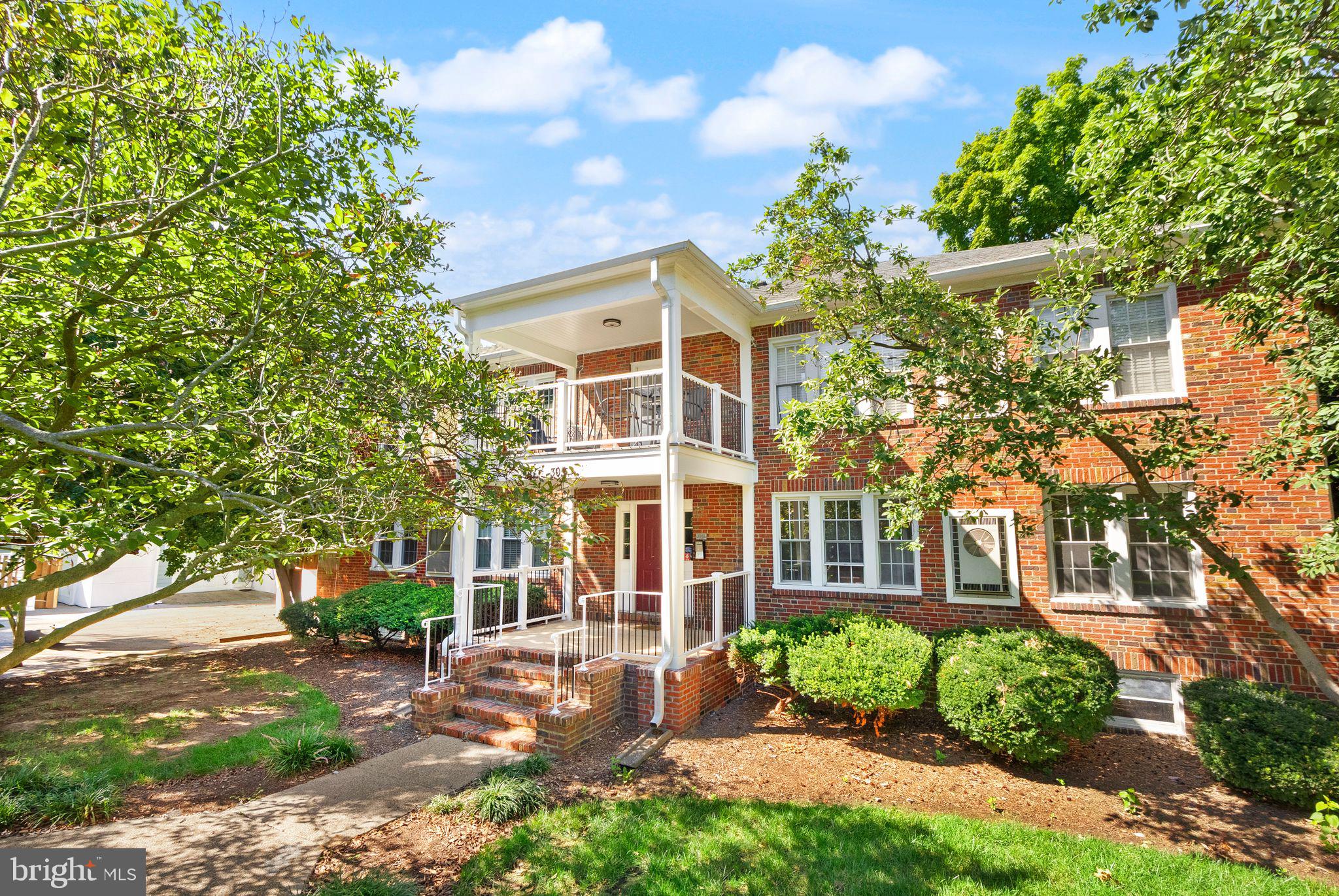 305 E DUNCAN AVENUE E A