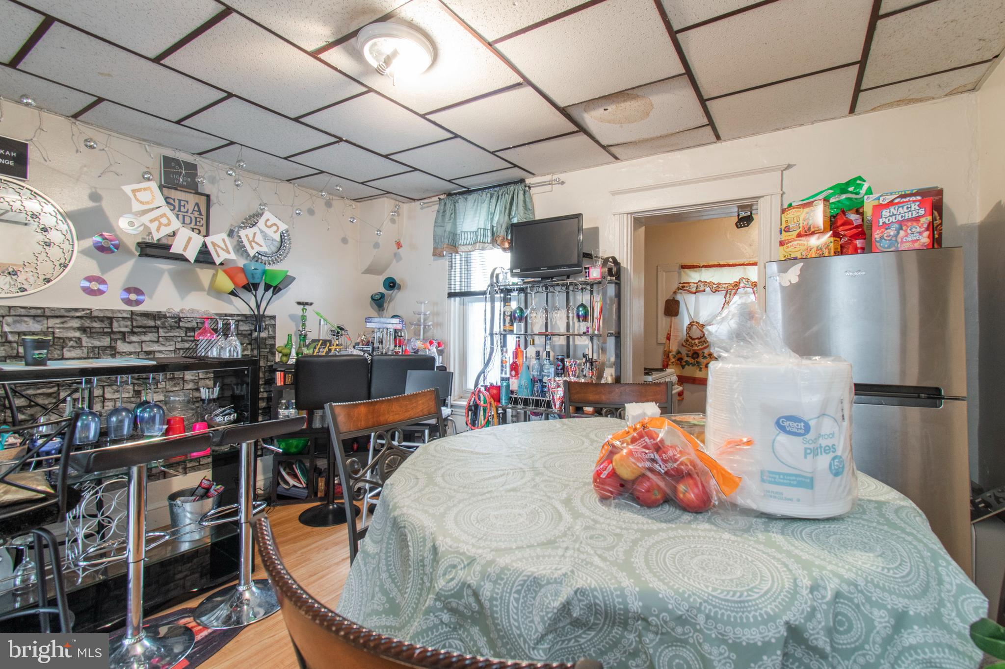 KENSINGTON - Residential