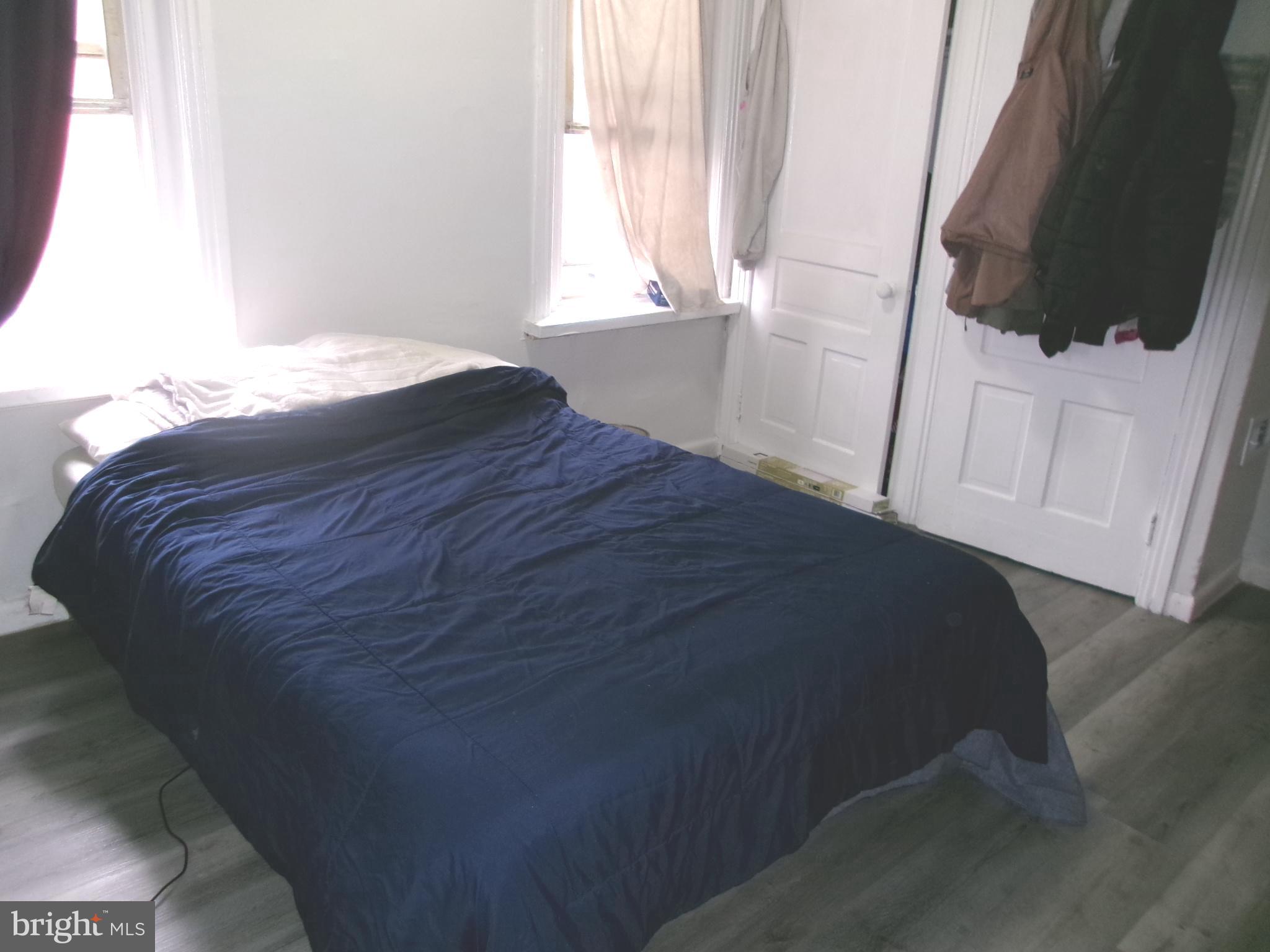 KENSINGTON - Residential