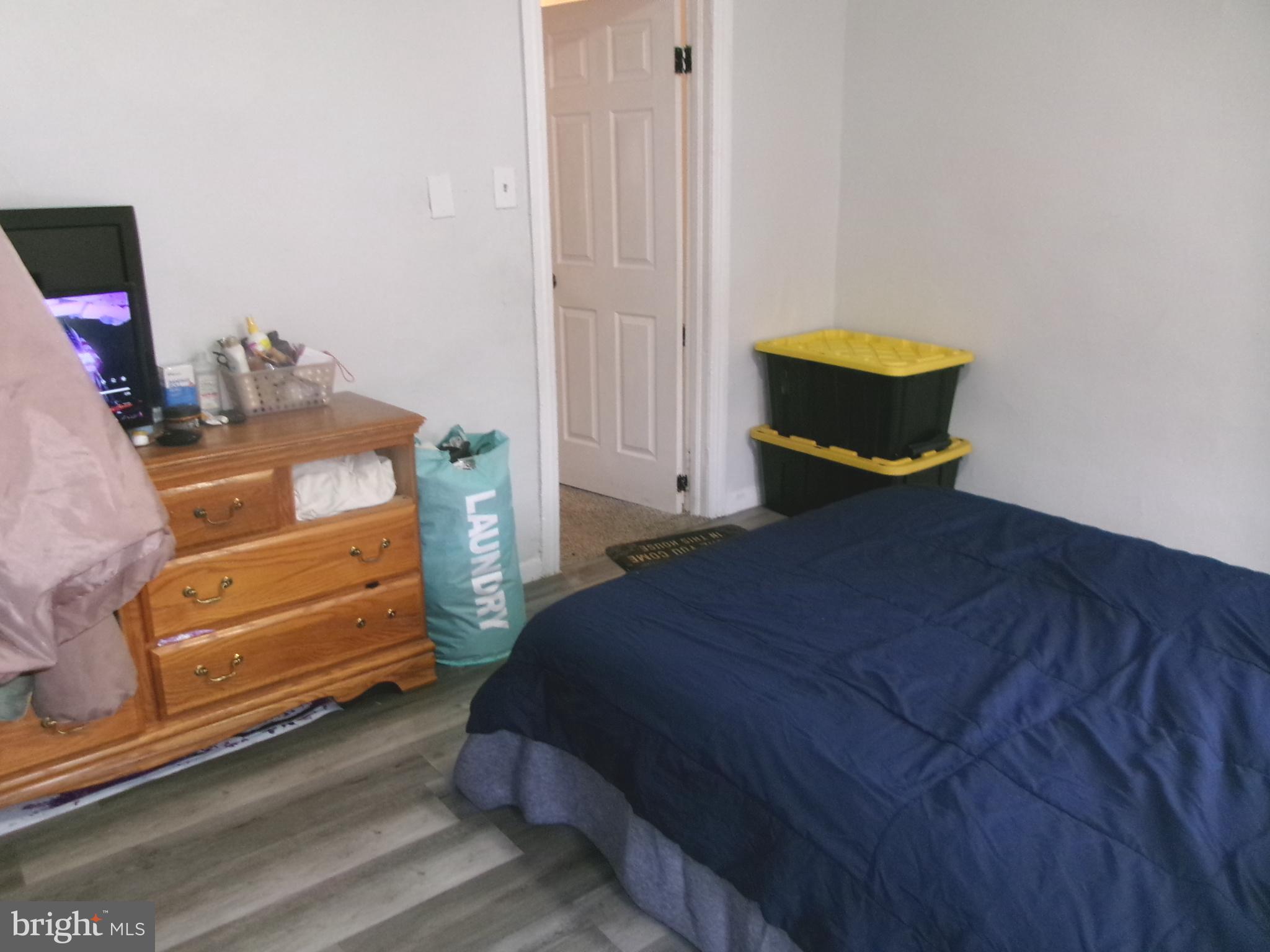 KENSINGTON - Residential