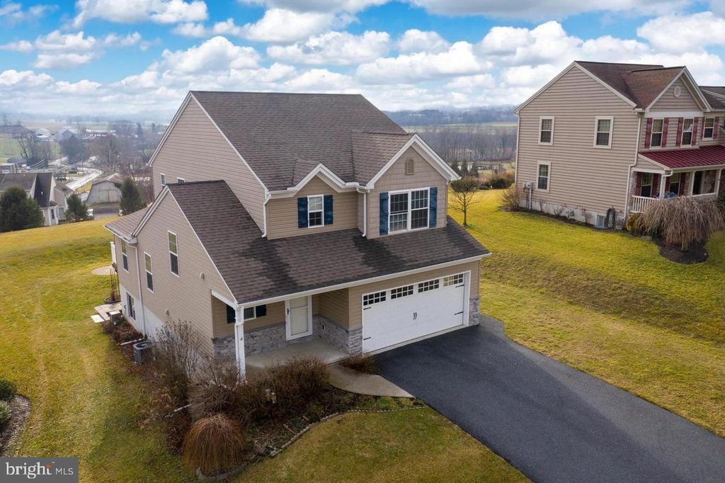 Photo of 9 Circle Rock Drive, EPHRATA, PA 17522 (MLS # PALA2078568)
