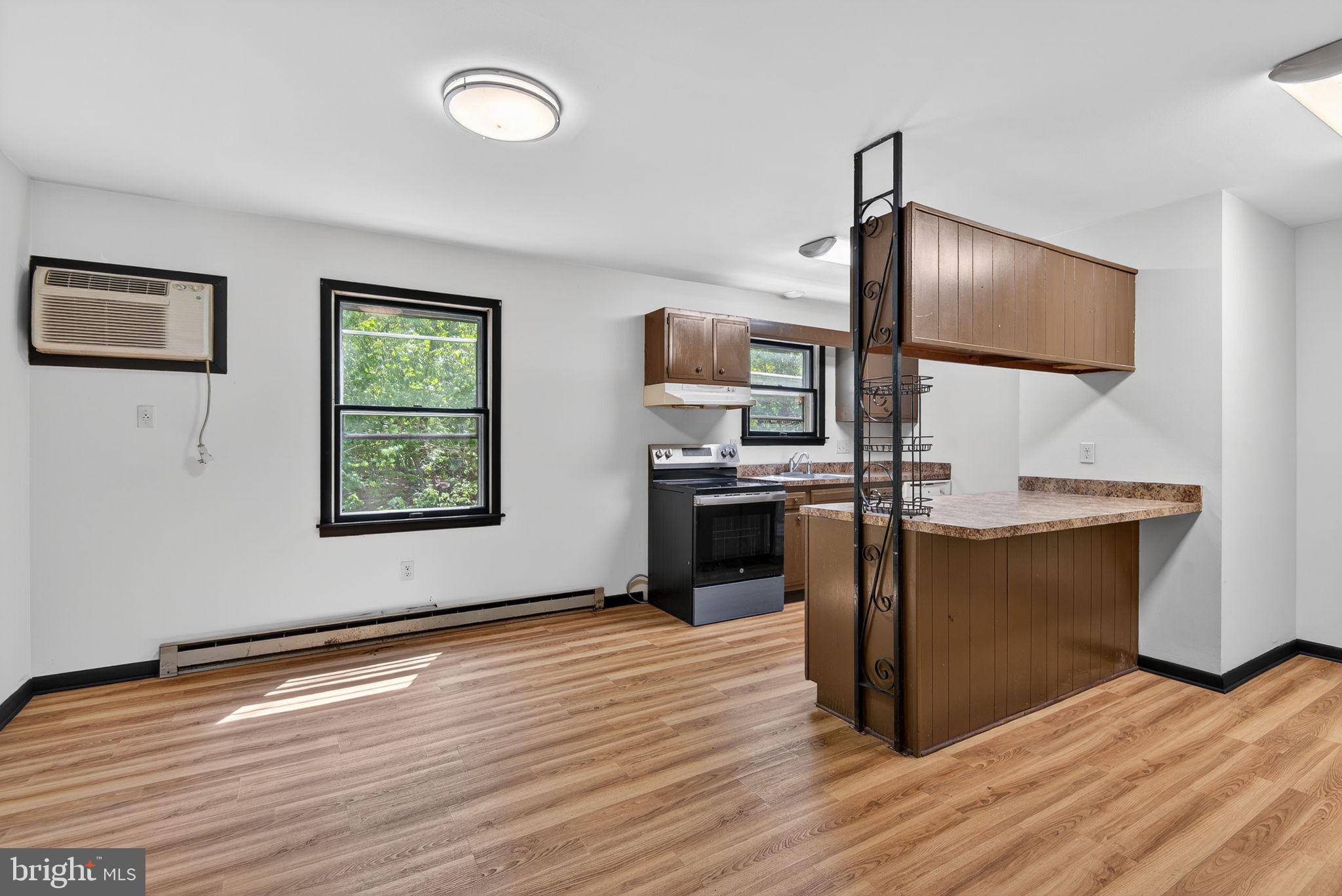 NORTH MIDDLETON TWP - Residential