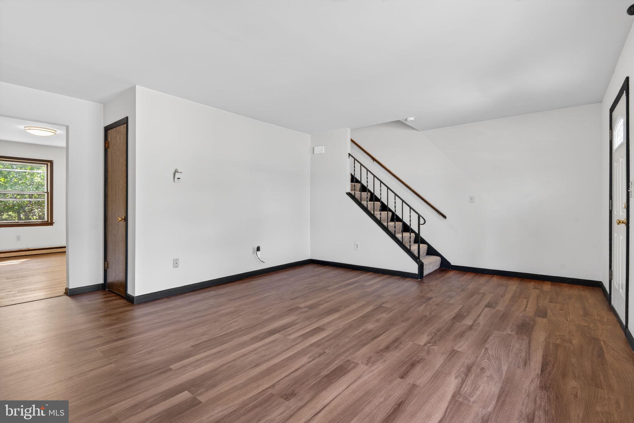 NORTH MIDDLETON TWP - Residential