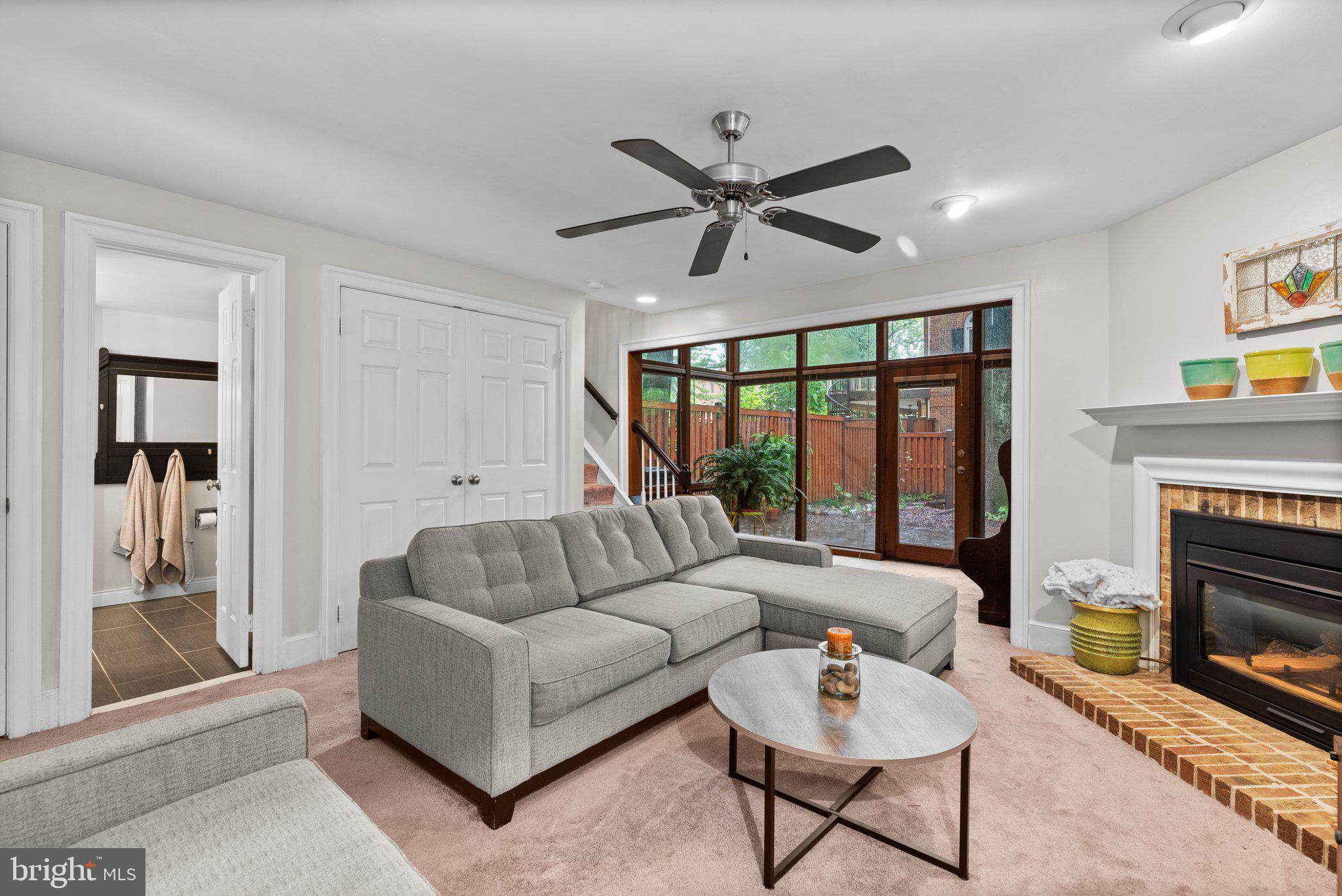 DECOVERLY ADVENTURE - Residential