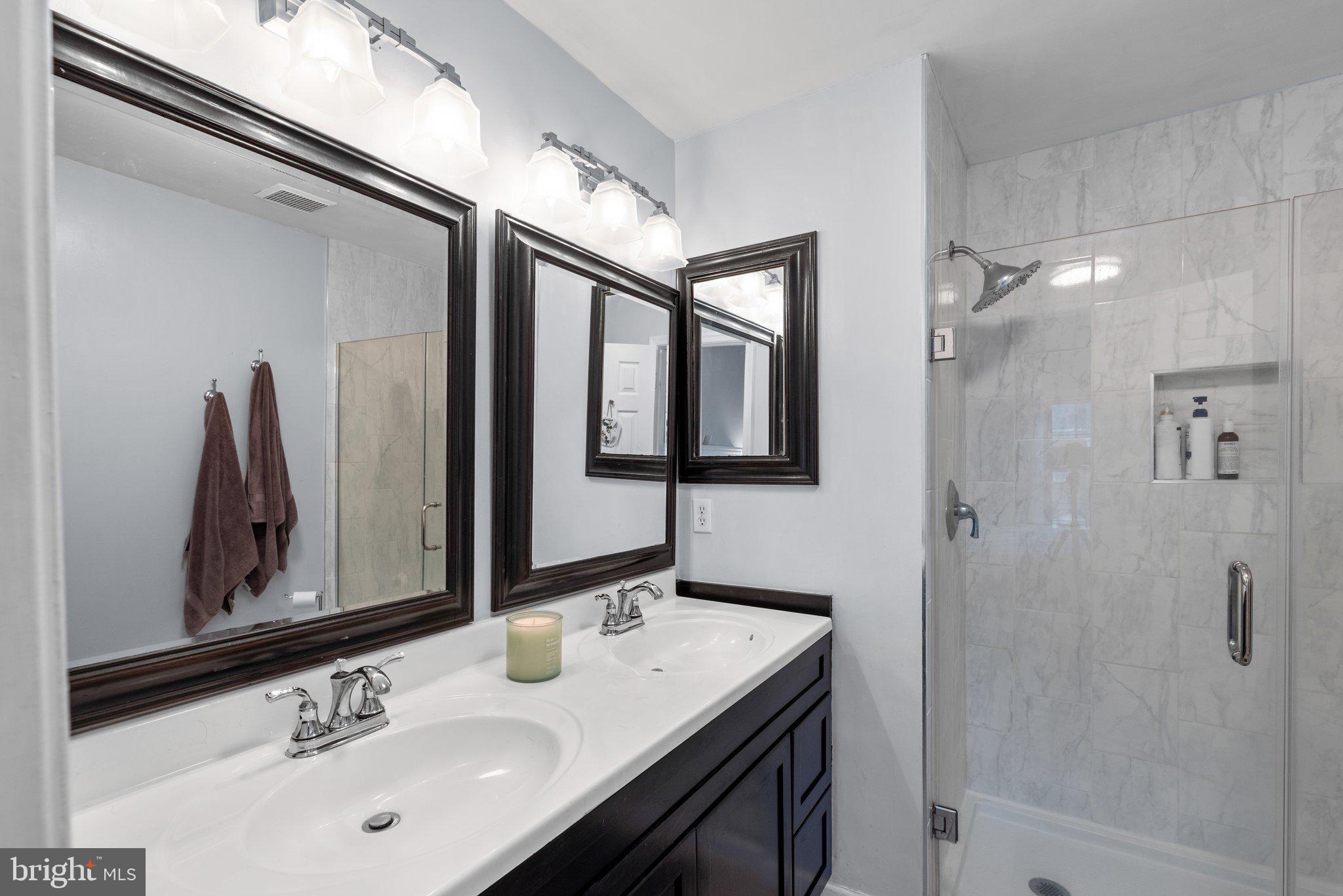 DECOVERLY ADVENTURE - Residential