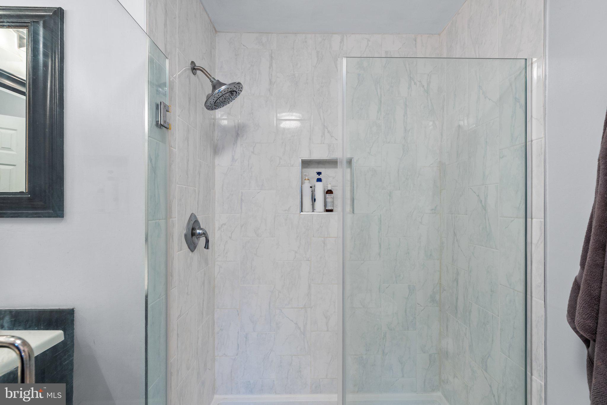 DECOVERLY ADVENTURE - Residential