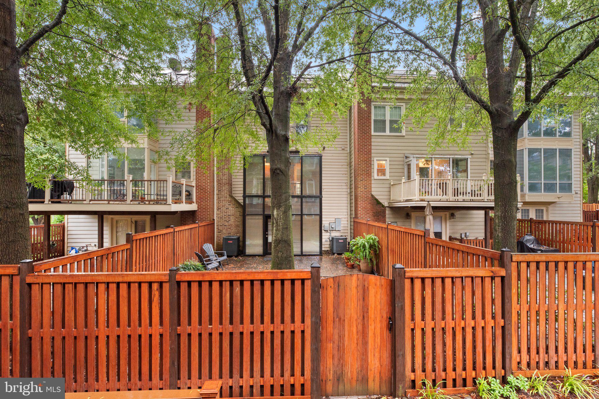 DECOVERLY ADVENTURE - Residential