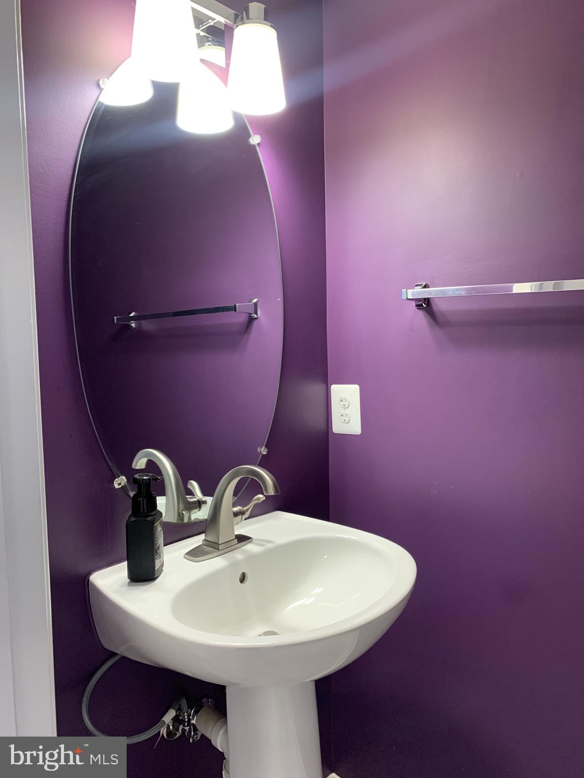 OVERLOOK - Residential Lease