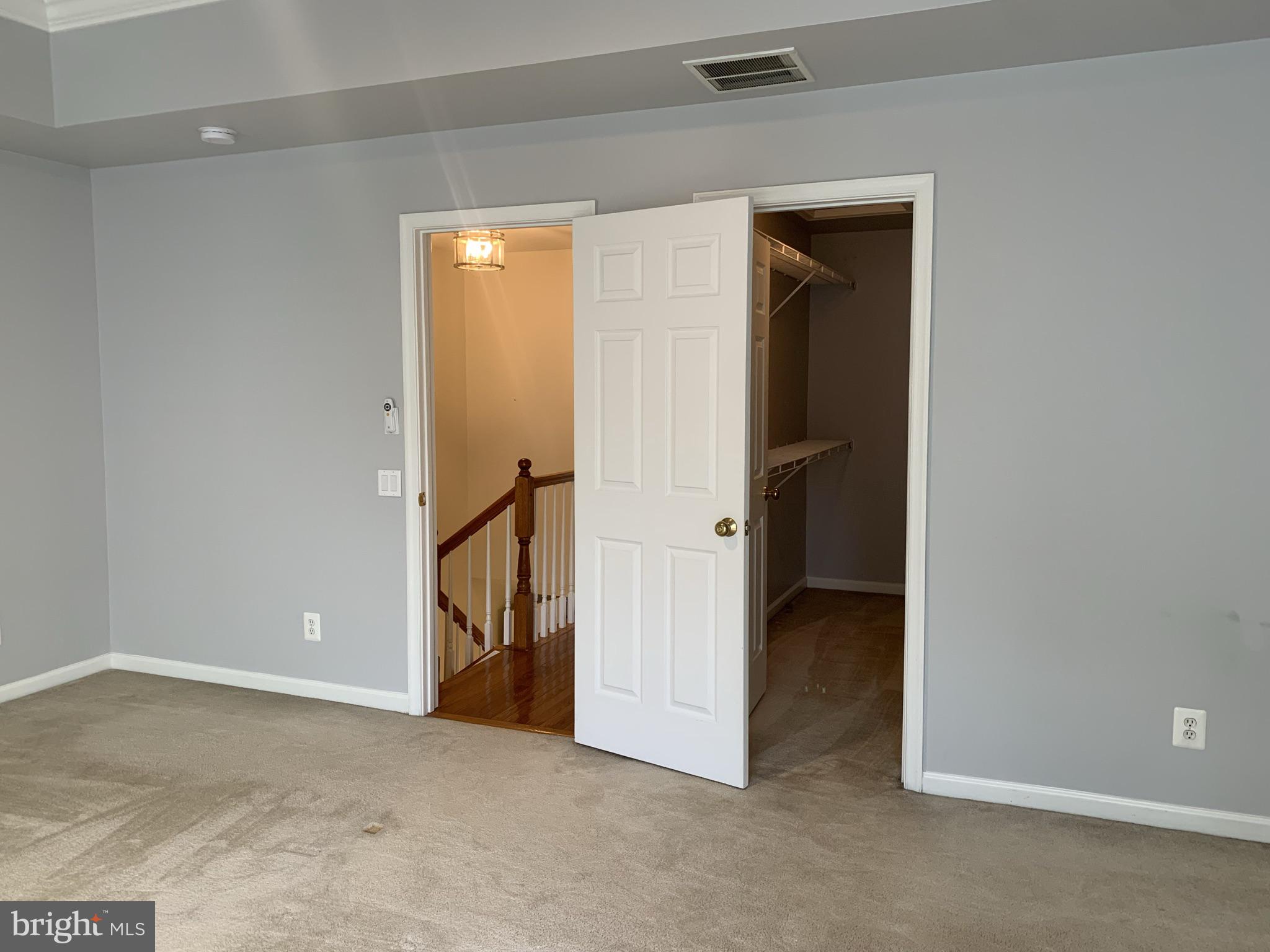 OVERLOOK - Residential Lease