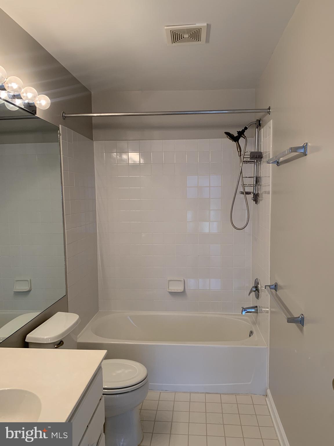 OVERLOOK - Residential Lease