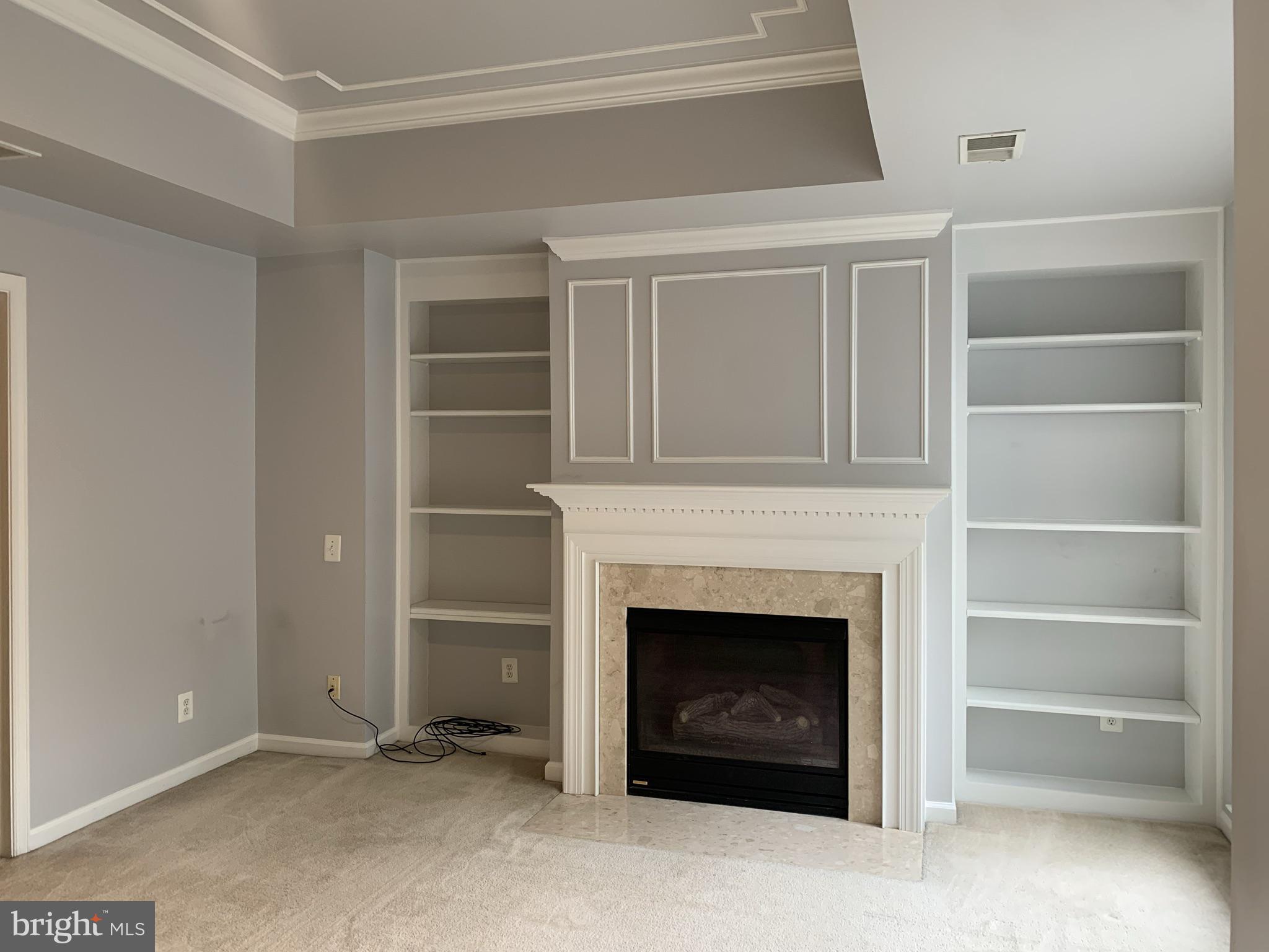 OVERLOOK - Residential Lease