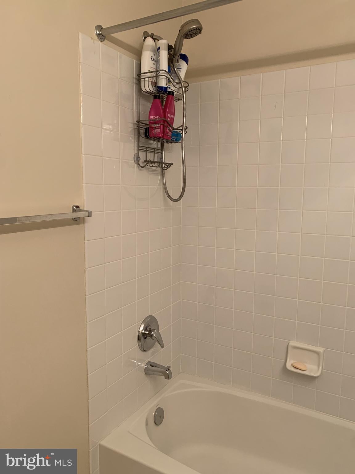 OVERLOOK - Residential Lease