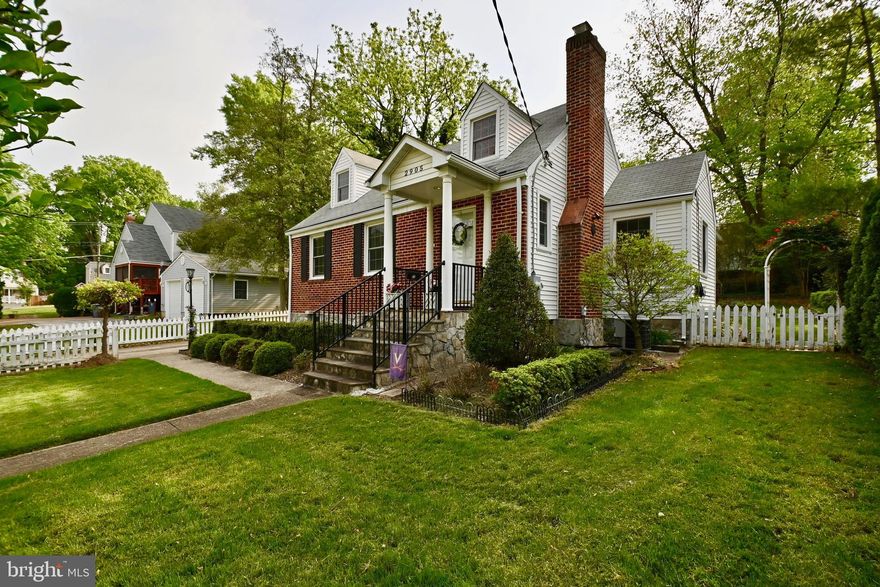 Location.  Location,  Location.   This cozy single family home is in a fantastic location with convenient access to Arlington, Pentagon, and the Tyson Conner Shopping Center. With 3 bedrooms and 2 additional rooms on the lower level that could be used as bedrooms, office, or playrooms.  This home offers plenty of living space. The hardwood floors on the main and upper level are a beautiful feature, and the tile on the lower level is easy to clean and maintain. This home provides the opportunity to live in such a desirable location and size.  Please click the link for virtual tour.