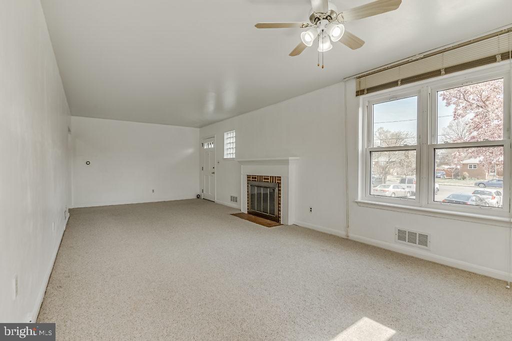 BRANDON VILLAGE - Residential Lease