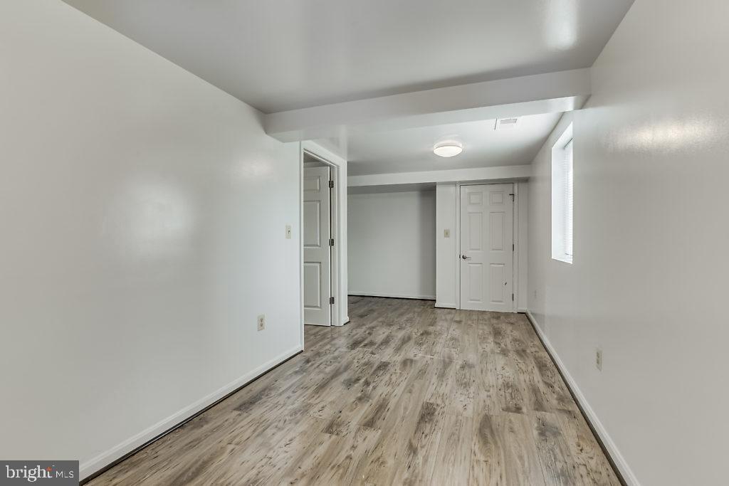 BRANDON VILLAGE - Residential Lease