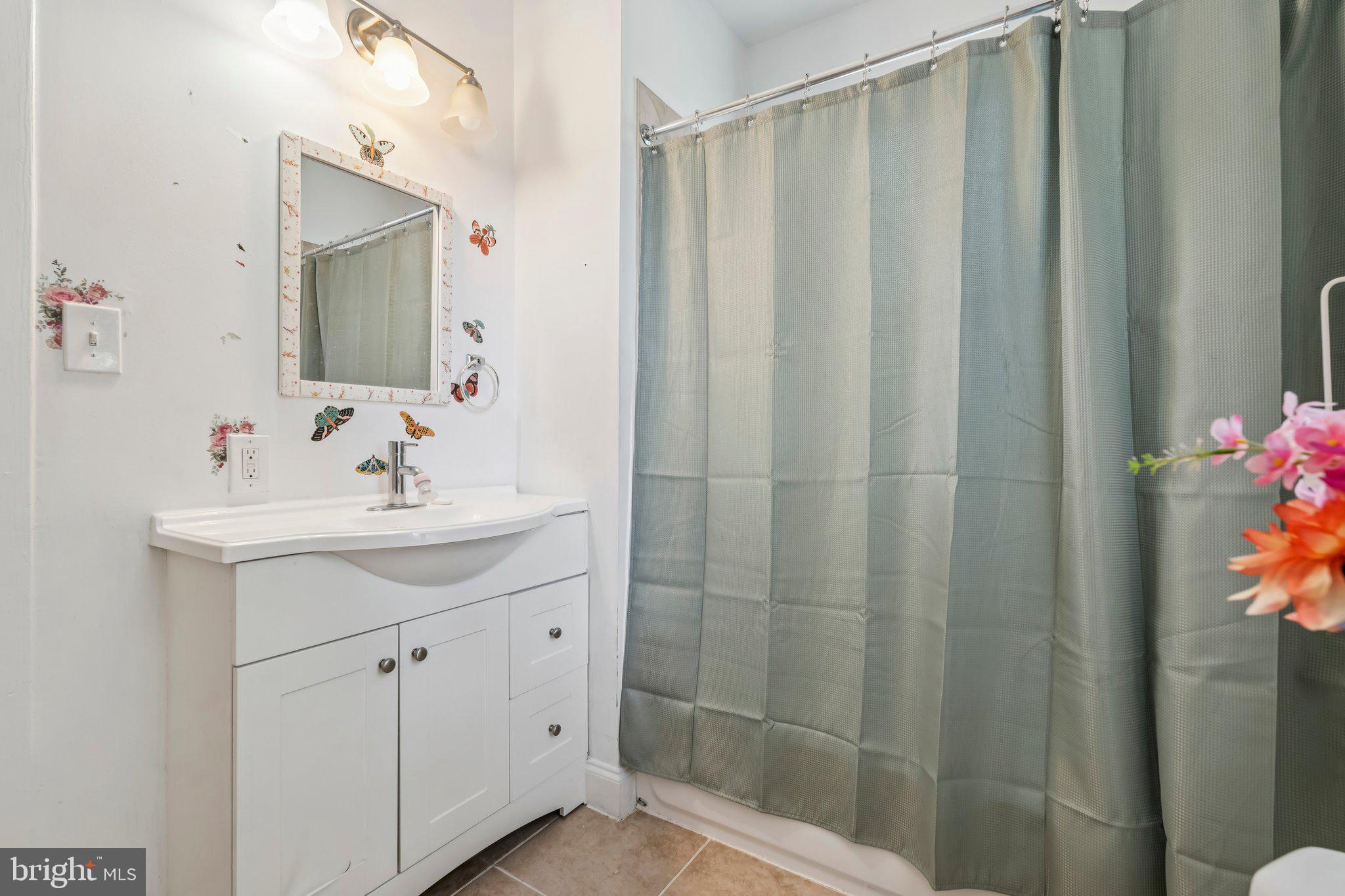 FRANKFORD - Residential