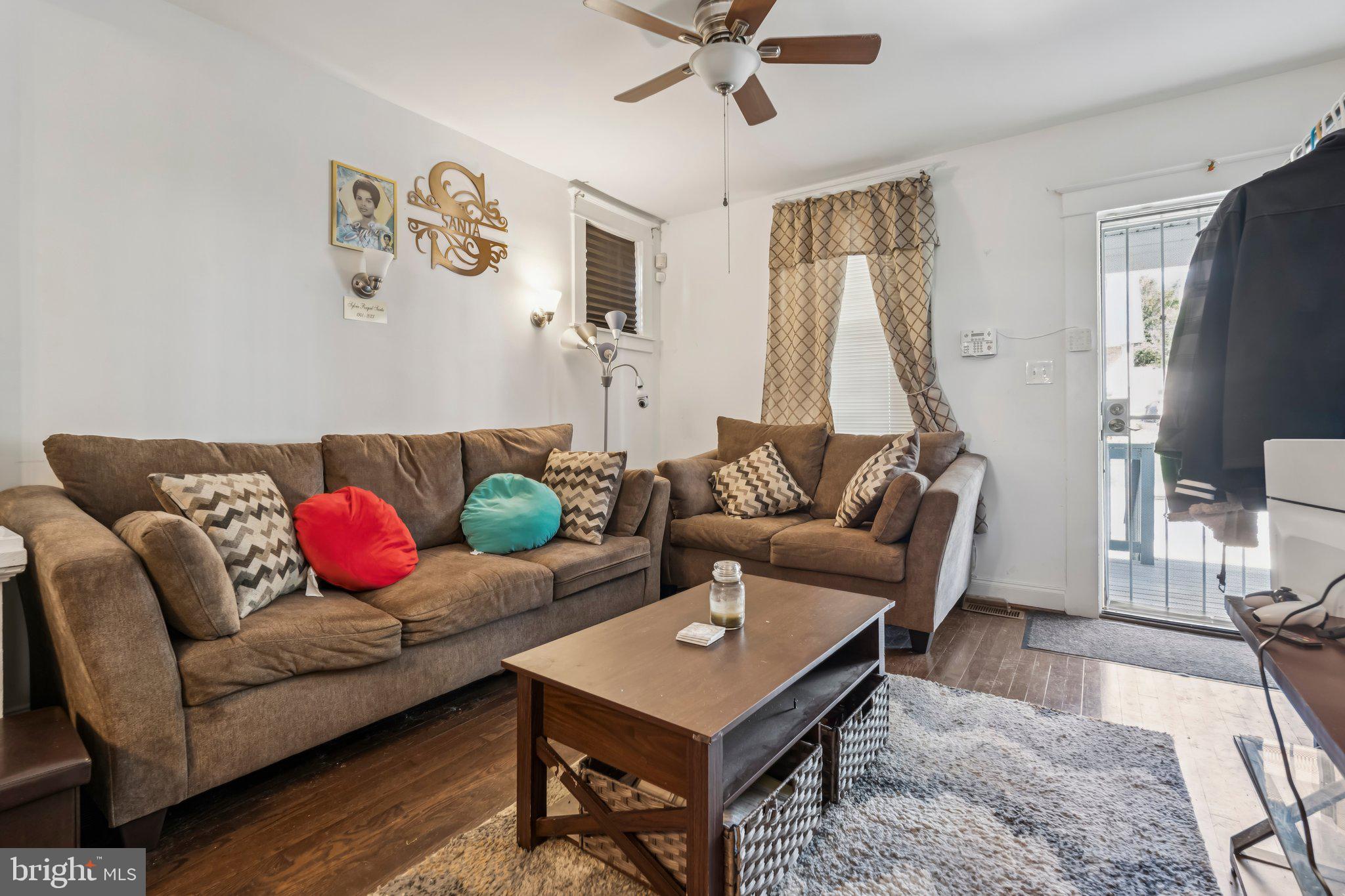 FRANKFORD - Residential