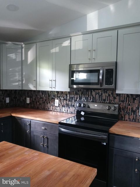 Photo of 6 Harpers Place, BEAR, DE 19701 (MLS # DENC2091046)