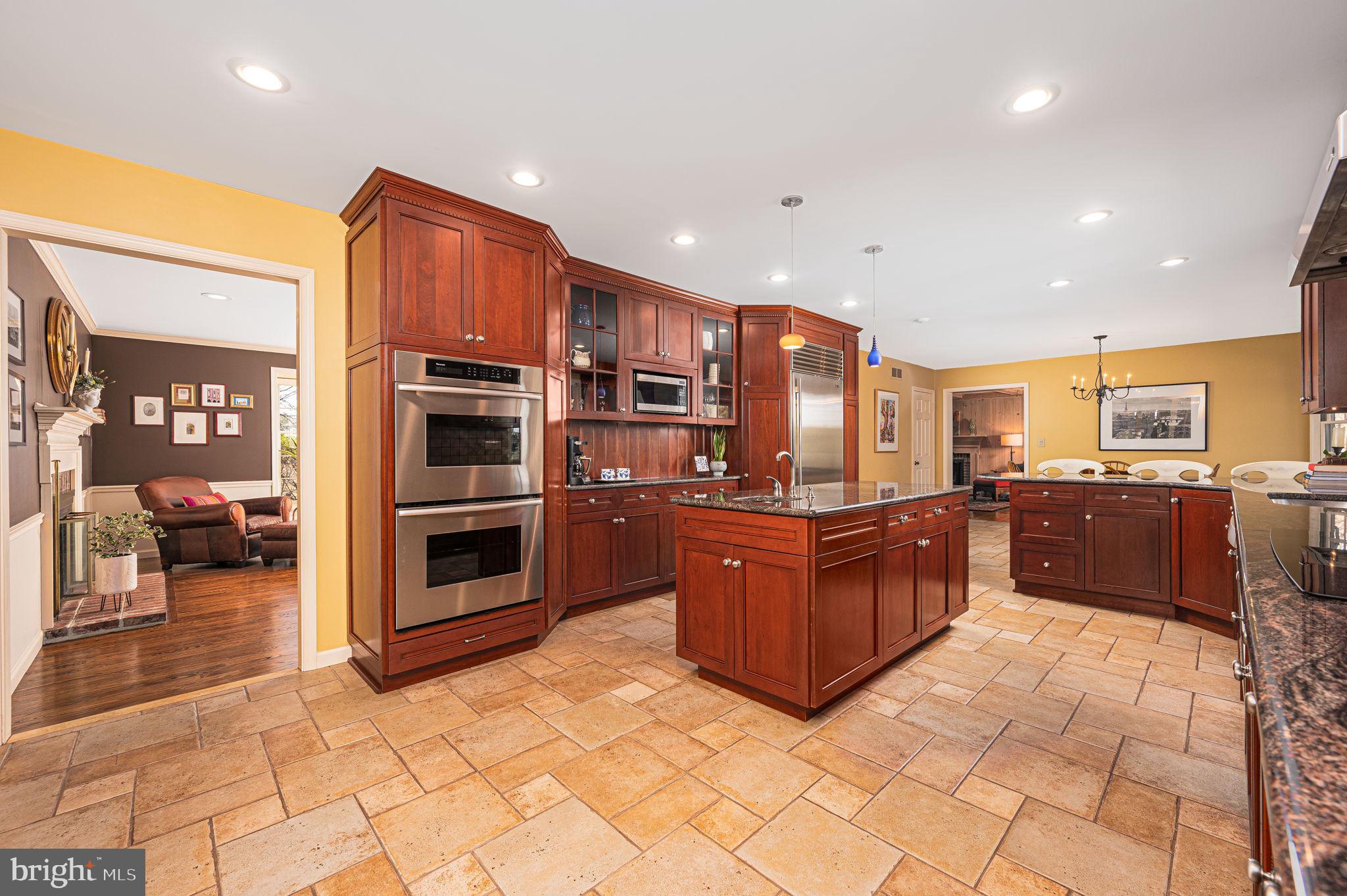 MIRROR LAKE FARMS - Residential