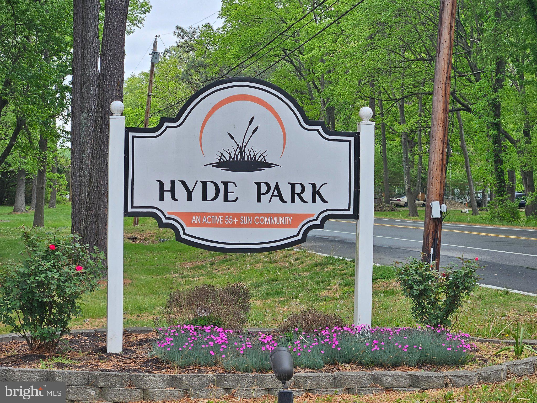 HYDE PARK - Residential