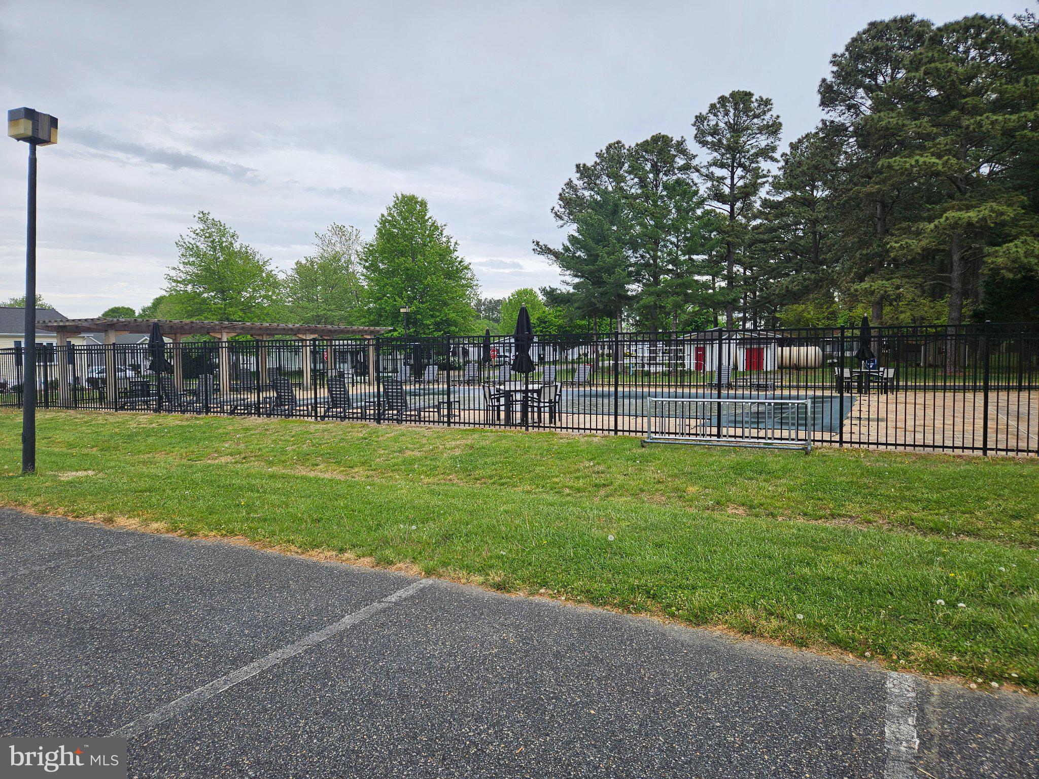 HYDE PARK - Residential