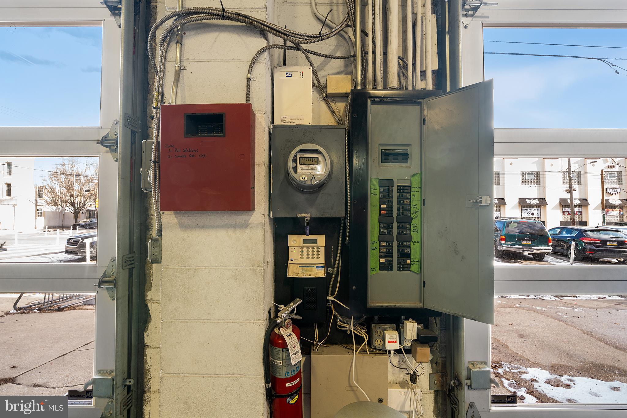 BELLA VISTA - Commercial Lease