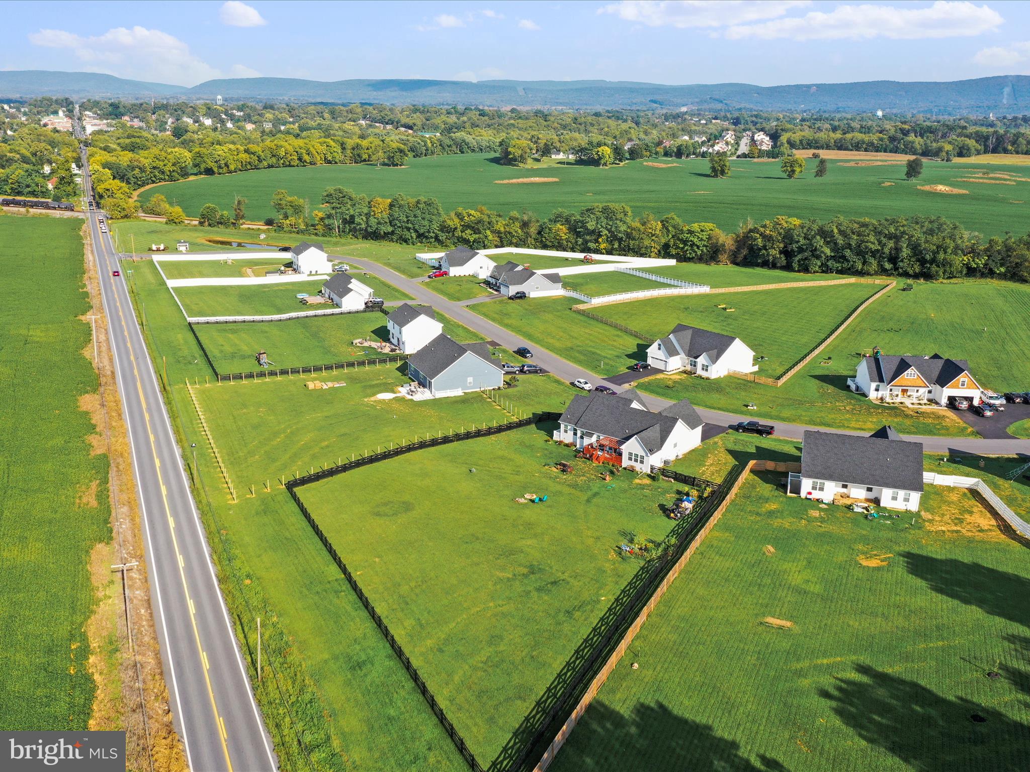 MILTON'S LANDING - Residential