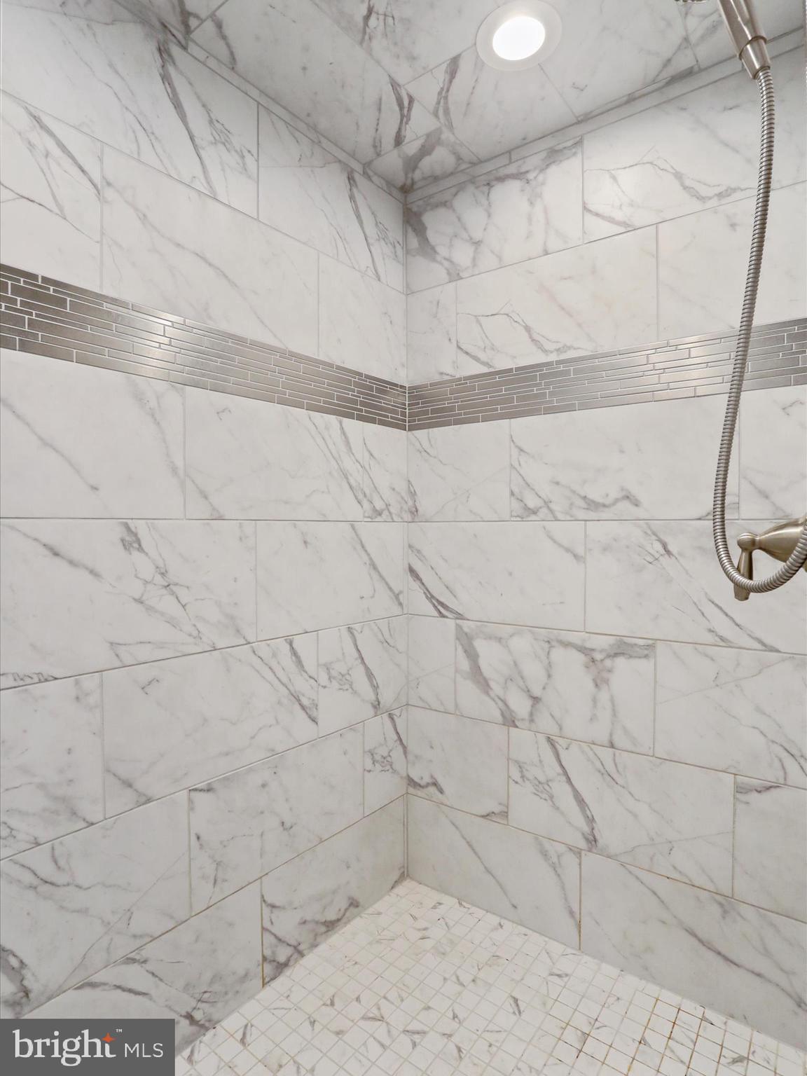 MILTON'S LANDING - Residential