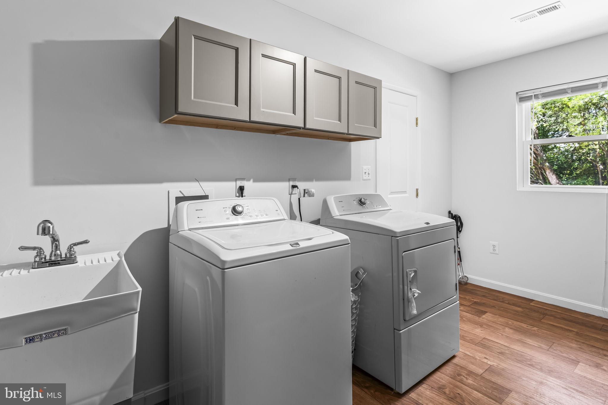 COVE POINT - Residential