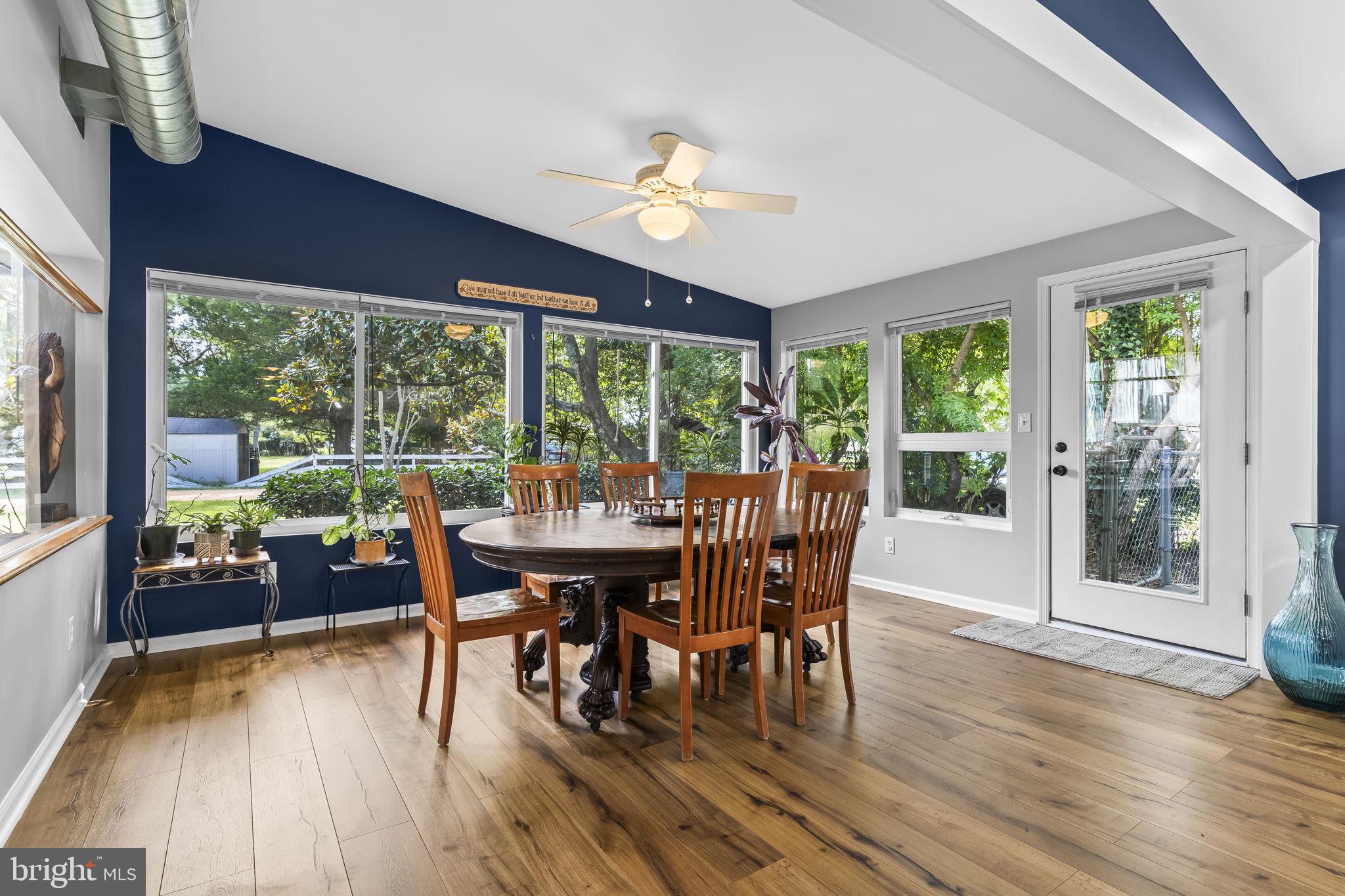 COVE POINT - Residential