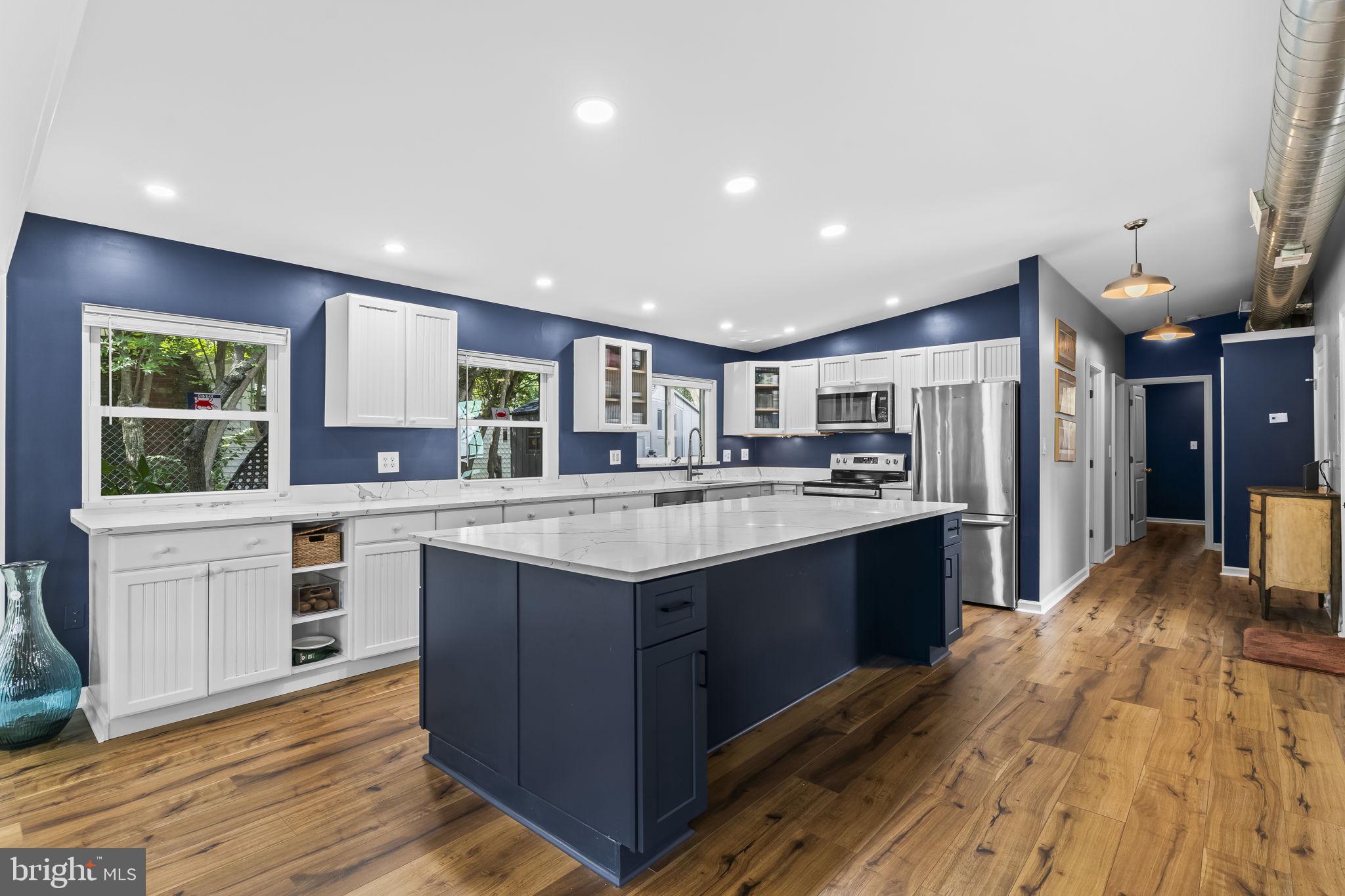 COVE POINT - Residential