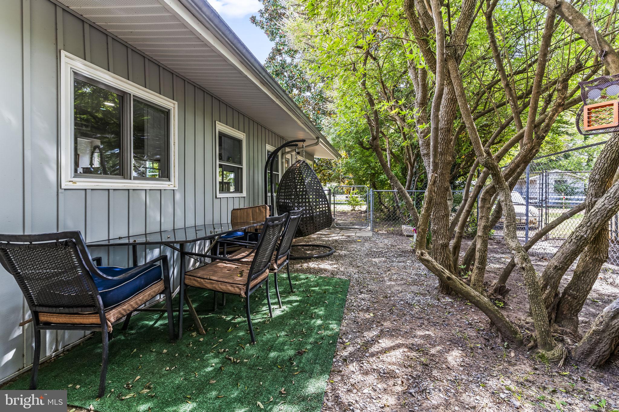 COVE POINT - Residential